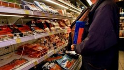 Необычный кросс: В Константиновке охранники супермаркета не смогли догнать вора