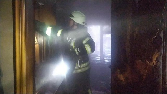 В Константиновке горела квартира: пострадал мужчина