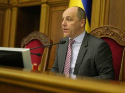Рада не поддержала законопроект о наружной рекламе исключительно на украинском языке