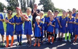 В Константиновке стартовал детский Донецкий областной турнир по мини-футболу памяти Сергея Земцова
