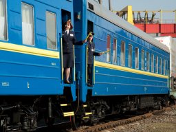 В поездах дальнего следования пассажиров будут кормить завтраками &ndash; «Укрзализныця»