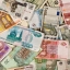 НБУ упростил украинцам получение валюты от родственников