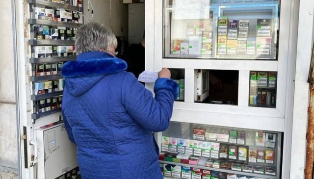 
В Краматорске и Константиновке сбывали контрафактные сигареты
