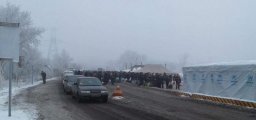 Ситуация на блокпостах сегодня днем, 4 января 2019 года: Люди жалуются на снегопад и очереди