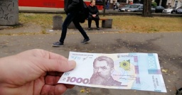 
В Украине урезали размер пособий безработным
