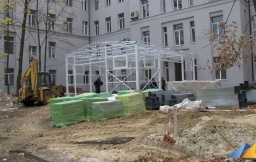 Как продвигается строительство бокса для «скорых» в Константиновке