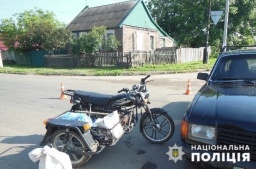 В Константиновке полицейские устанавливают обстоятельства ДТП с участием мотоциклиста