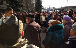 Жители Константиновки требуют от Валерия Гнатенко разобраться в "газовой афере"
