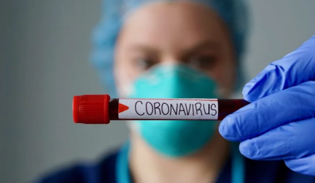 В больницу Константиновки доставлена инфицированная коронавирусом жительница Дружковки