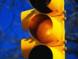 Желтый сигнал светофора могут отменить после аварии в Кривом Роге