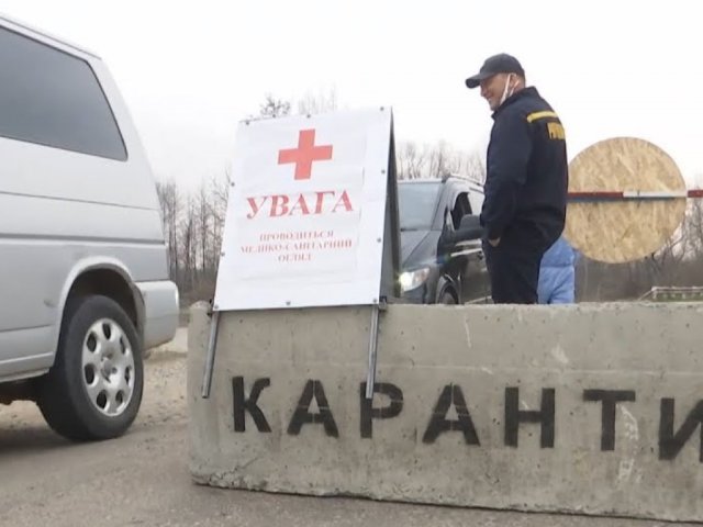 Под Киевом жители села пытались поджечь дом санитарки с «коронавирусом»