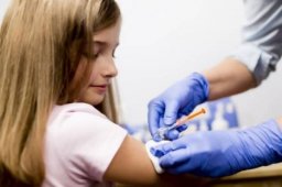 Сутки спустя: Журналист ZI решила проверить качество вакцины против кори на собственном ребенке
