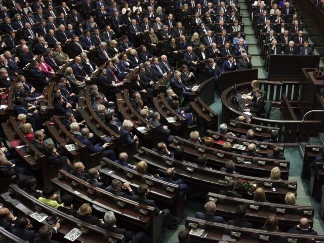 В Польше окончательно приняли закон о «бандеровской идеологии»