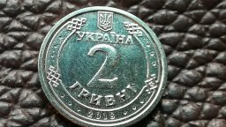 Украинцы говорят: новые 1 и 2 гривни слишком легкие