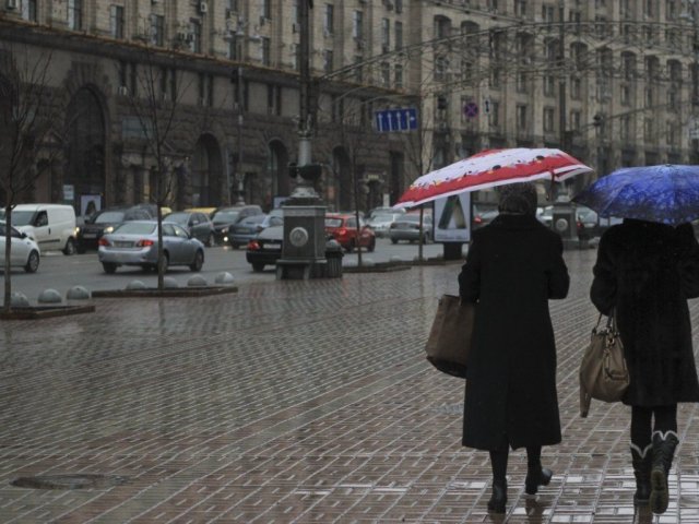 Синоптики объявили штормовое предупреждение в Украине на 7 мая