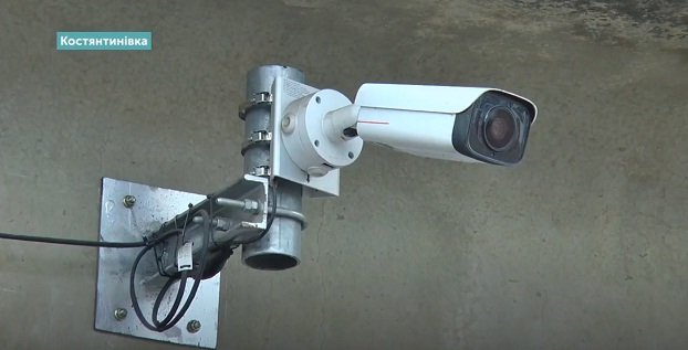 В Константиновке появились камеры с системой распознавания лиц и автономеров