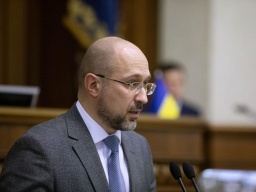 Шмыгаль объявил о вхождении Украины в мировой экономический кризис