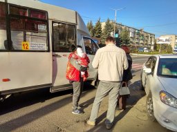 В Константиновке маршрутное такси столкнулось с легковым автомобилем