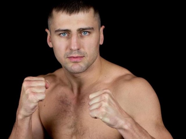 Украинский боксер Гвоздик намерен объединить титулы