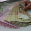 В Украине произошло падение средней зарплаты