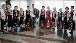 Константиновский ансамбль «Червона калина» дарит радость и долголетие