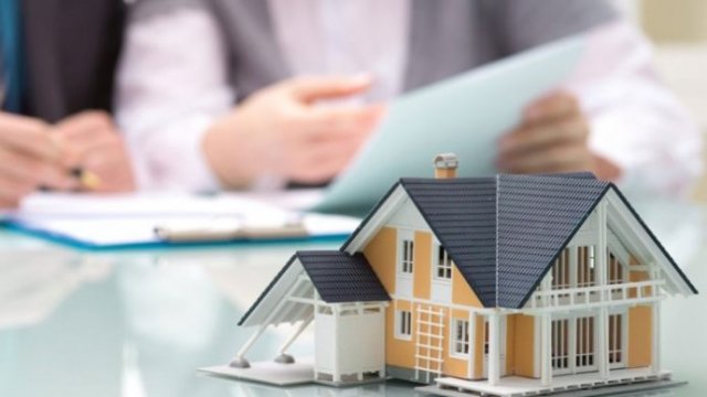 Минюст планирует за месяц возобновить регистрацию купли-продажи недвижимости