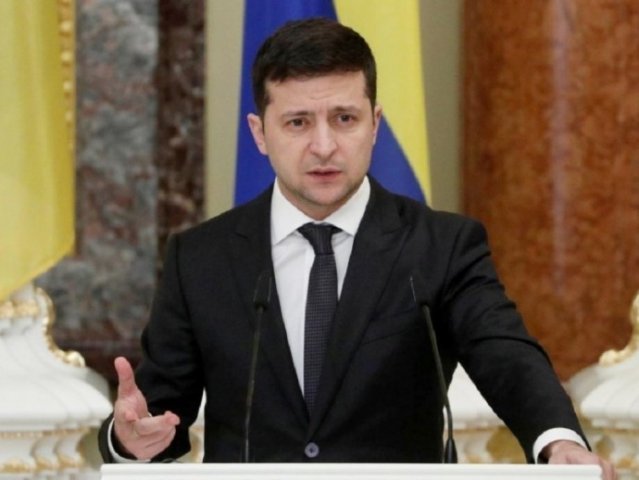 Зеленский объяснил, почему в Украине с мая не будет возобновлена работа межобластного транспорта