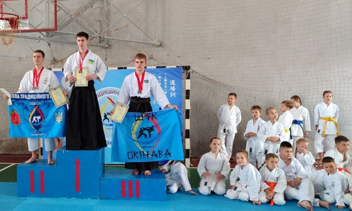 Каратист из Константиновки завоевал золото на открытом турнире в Одессе