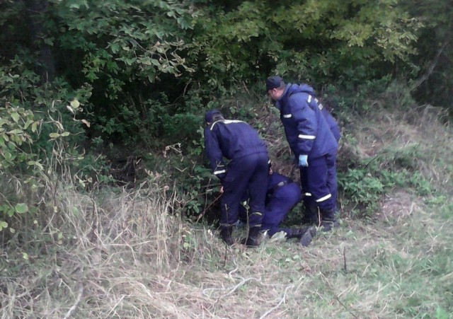 В Александро-Калиново сотрудники МЧС извлекли из 5-метрового колодца тело погибшего мужчины