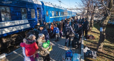 Эвакуация: Сколько остается детей и взрослых в Константиновке, Ильиновке и других пунктах области