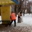 Кто и как часто убирает мусор на автобусных остановках в Константиновке