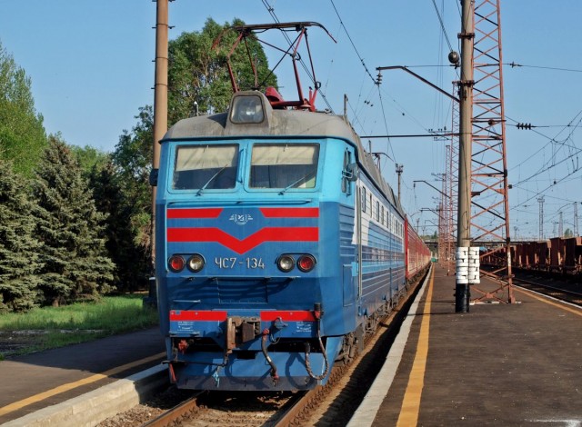 «Укрзализныця» назначила дополнительный поезд в Одессу и Харьков