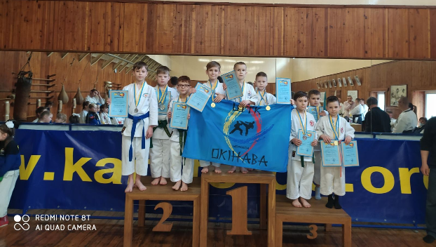 Юные каратисты из Константиновки завоевали медали на чемпионате Украины