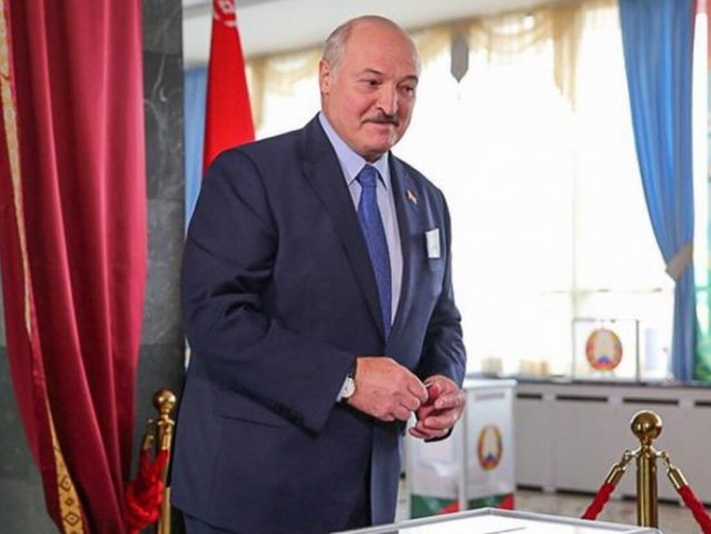 В Беларуси огласили первые итоги выборов: лидирует Лукашенко
