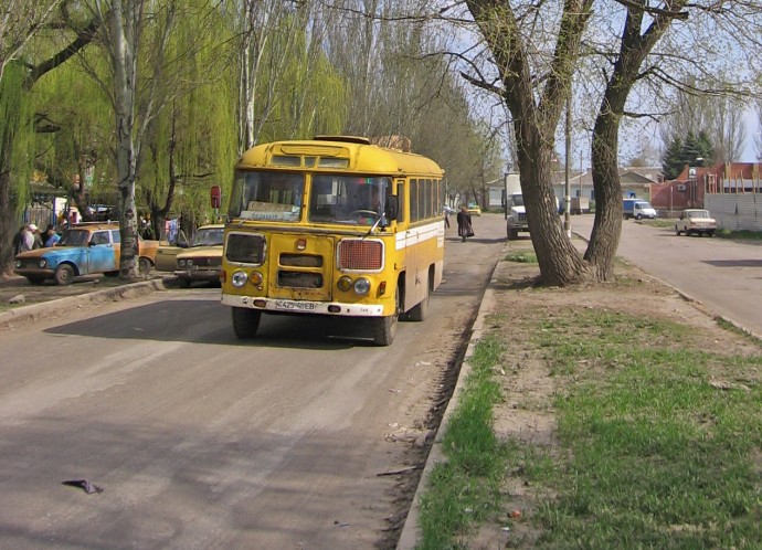 Колоритний &laquo;Нульовий&raquo; у 2006-му: ПАЗ-672 на вулиці Громова