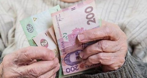 Кто из переселенцев, получающих пенсию в Константиновке, лишится выплат с 1 апреля