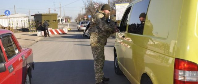 «Горловка. Машин много, движения нет»: Ситуация на блокпостах Донбасса сегодня утром  6 ноября 2019 
