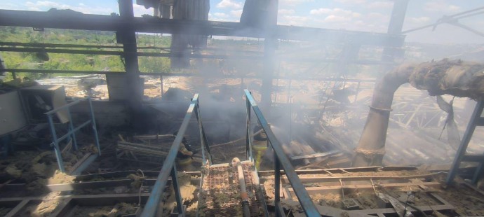 Ворожий авіаудар по Костянтинівці: пошкоджено виробничі об’єкти громади