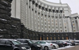 Украинцам пообещали компенсации за повышенные тарифы на «свет»