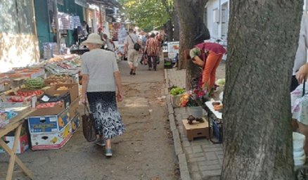 За чем, кроме гуманитарки, сегодня очереди в Константиновке