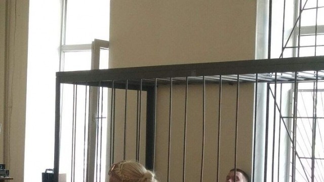 На Днепропетровщине в зале суда мужчина подорвал себя гранатой (ФОТО, ВИДЕО)