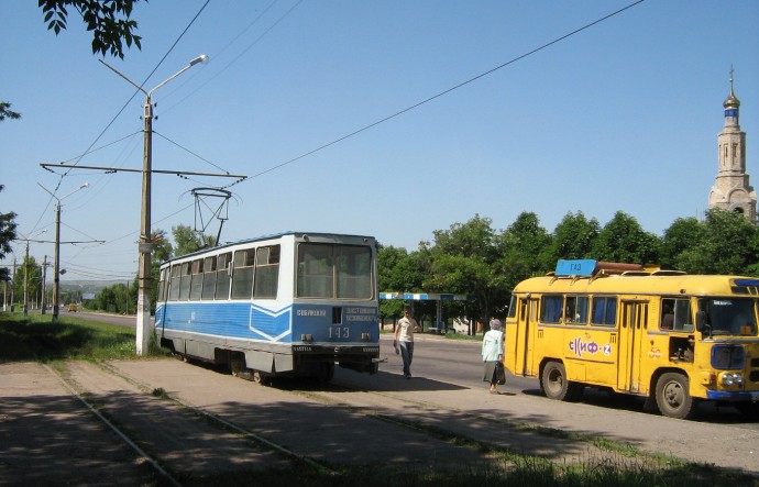 &laquo;7-ма школа&raquo;: Трамвай №143 та легендарна &laquo;десятка&raquo; на проспекті Ломоносова (нині &mdash; Соборності)