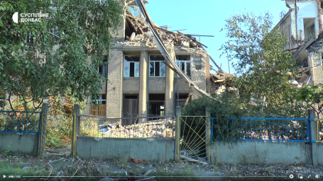Разрушенная школа №16 в Константиновке.