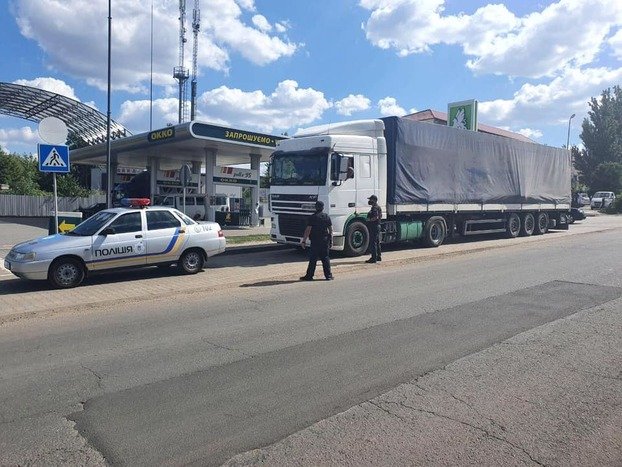 «Безопасное шоссе»: Сотрудники полиции провели профилактику ДТП в Константиновке