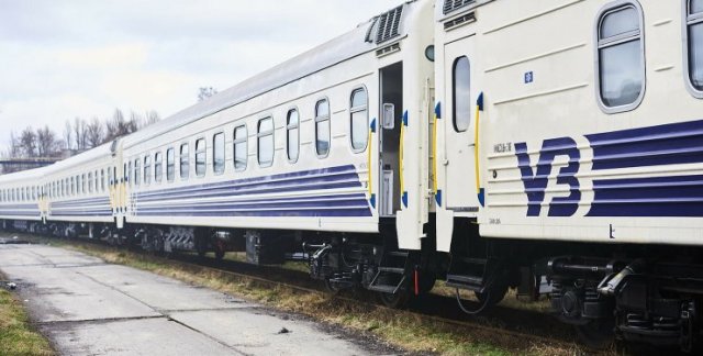 Эвакуационные поезда 14 апреля из Покровска, Лозовой и Славянска