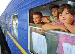 «Укрзализныця» напомнила пассажирам о переходе на летнее время