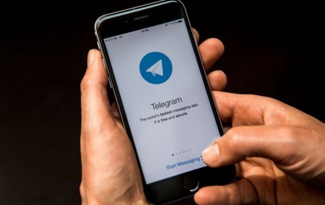 
Telegram запустил обновление и представил платную премиум-подписку

