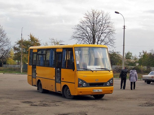 Автобусы из Константиновки на ЖД вокзал города Покровск 16 апреля 2022 года
