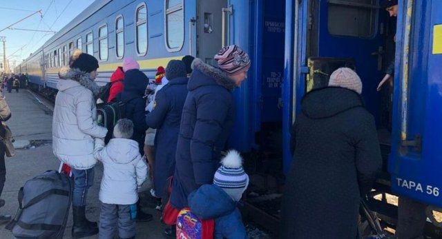 Желающим эвакуироваться из Донецкой области — практические советы