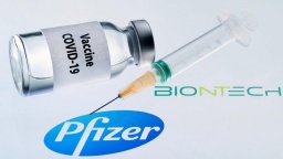 Вакцинация Pfizer сегодня стартует по всей Украине